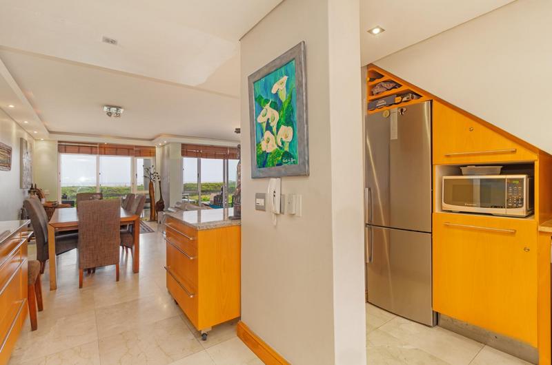 To Let 3 Bedroom Property for Rent in Dolphin Beach Western Cape